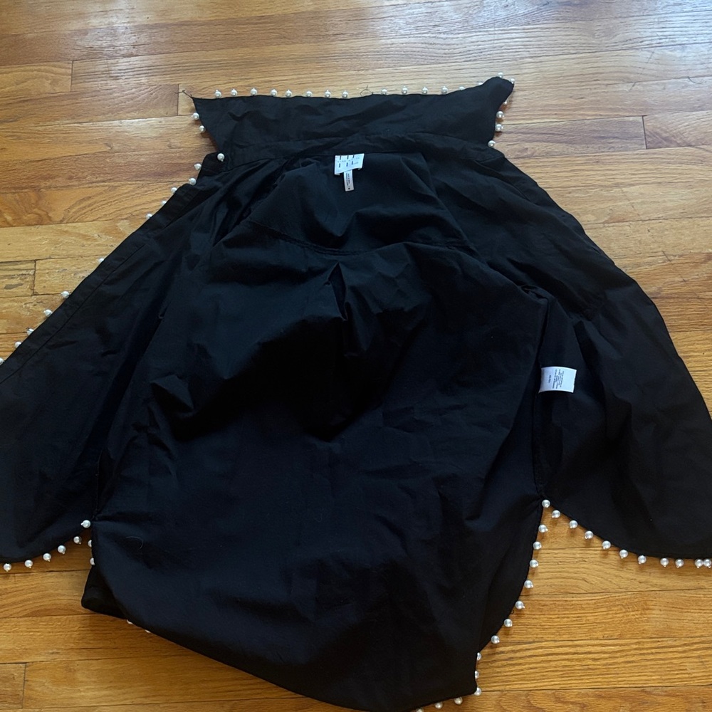 Hannah Lynn Pearl Button Down Top - Picture 2 of 9